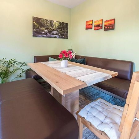 Wieseneck I - Apartment In Fuegen Exterior photo